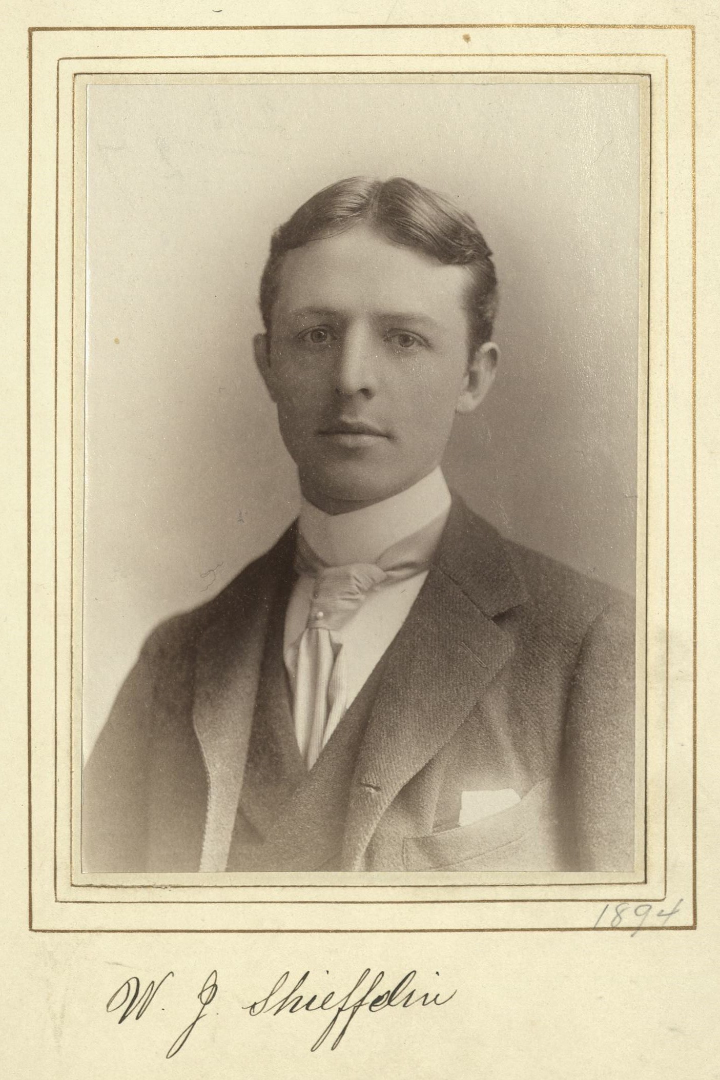 Member portrait of William J. Schieffelin